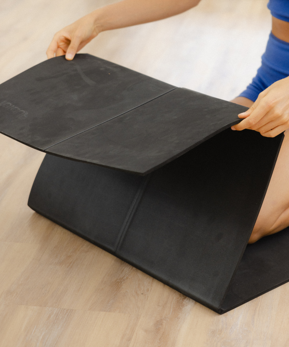 The Movement Mat Pilates Burpees Yoga Mat Fold Up foldUP